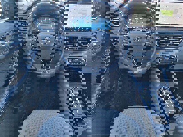 Certified 2023 Ford Escape Platinum image 31