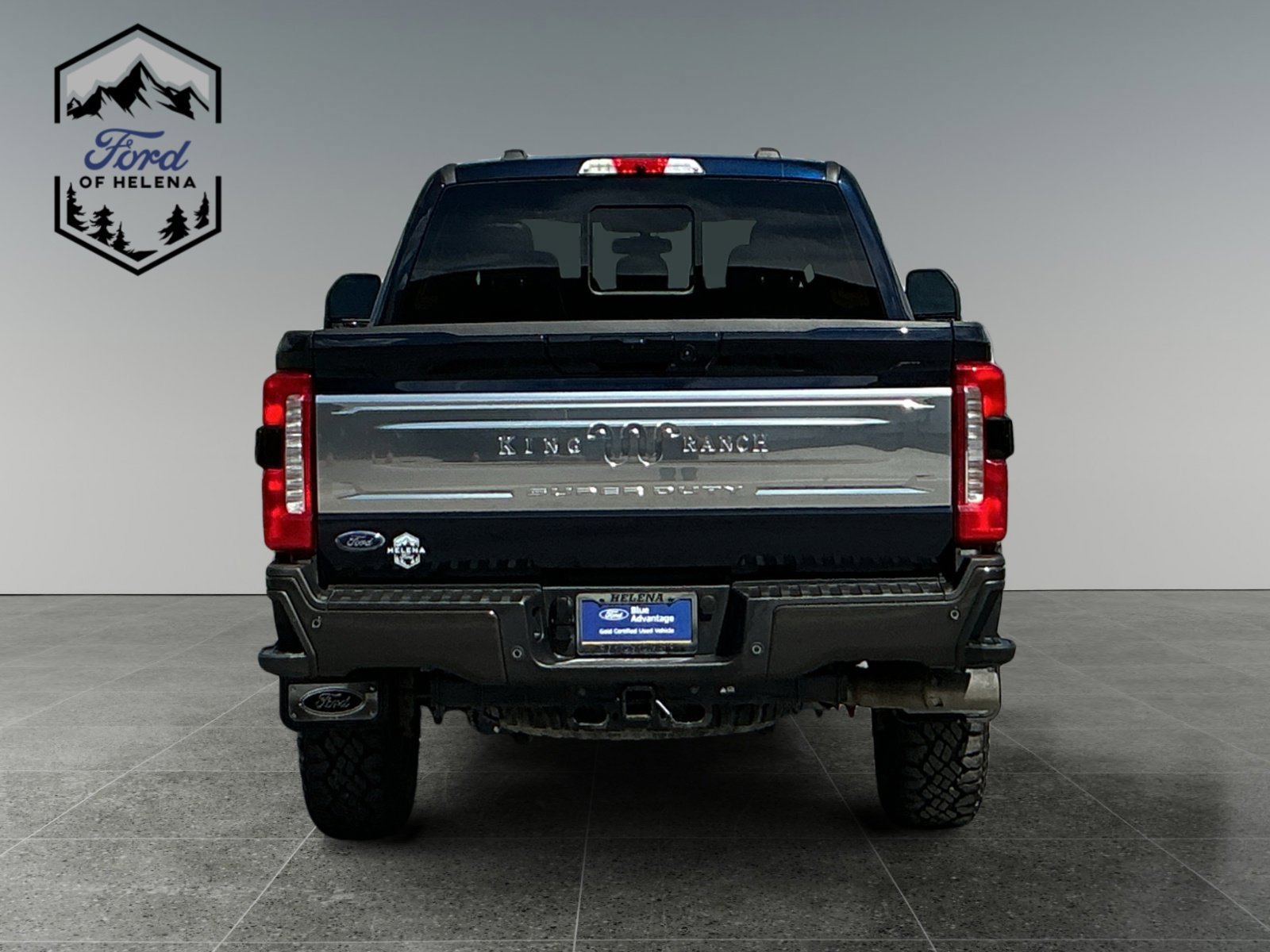 Certified 2025 Ford F350 King Ranch w/ Tremor Off-Road Package AWD/4WD image 4