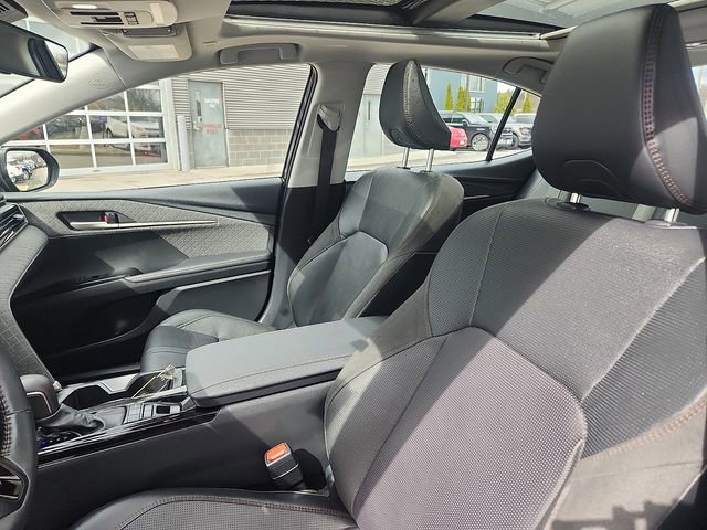 Used 2025 Toyota Camry XLE AWD/4WD image 22