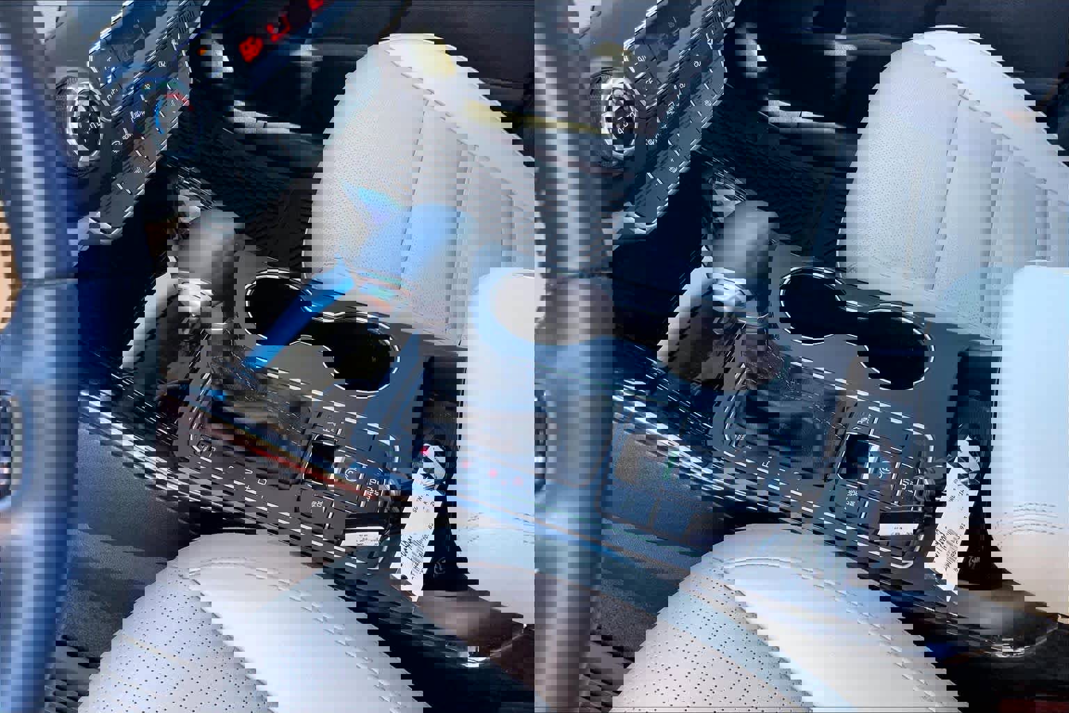 Used 2020 Kia Sorento EX image 16