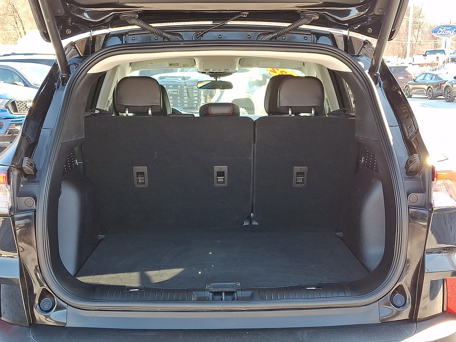 Certified 2022 Ford Escape SEL w/ SEL Stealth AWD Package image 30