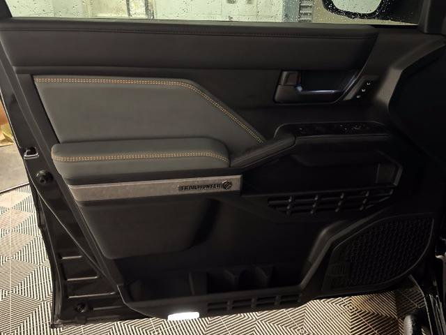 Used 2025 Toyota 4Runner Trailhunter AWD/4WD image 12