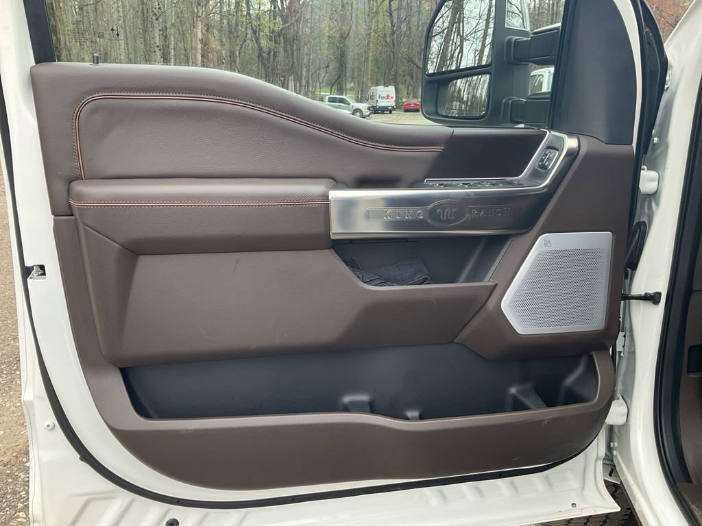 Certified 2025 Ford F250 King Ranch w/ Chrome Package image 17