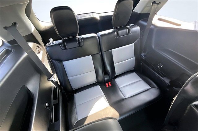 Certified 2022 Ford Explorer XLT w/ Equipment Group 202A image 28