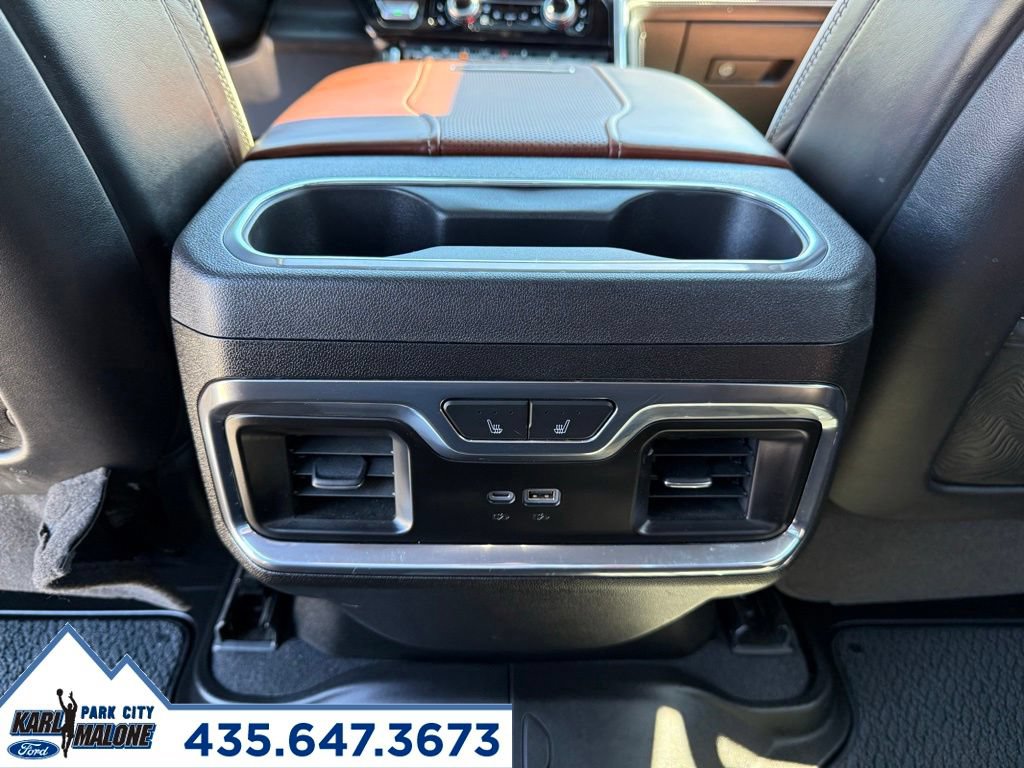 Used 2024 GMC Sierra 3500 Denali Ultimate AWD/4WD image 32