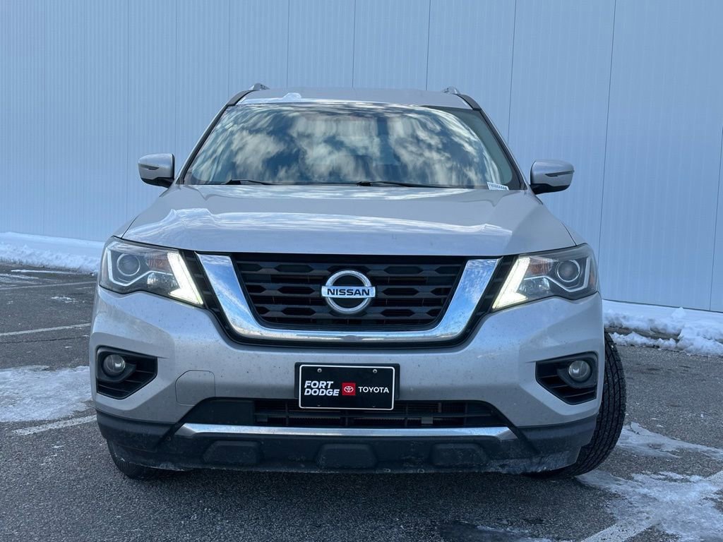 Used 2020 Nissan Pathfinder SV image 7