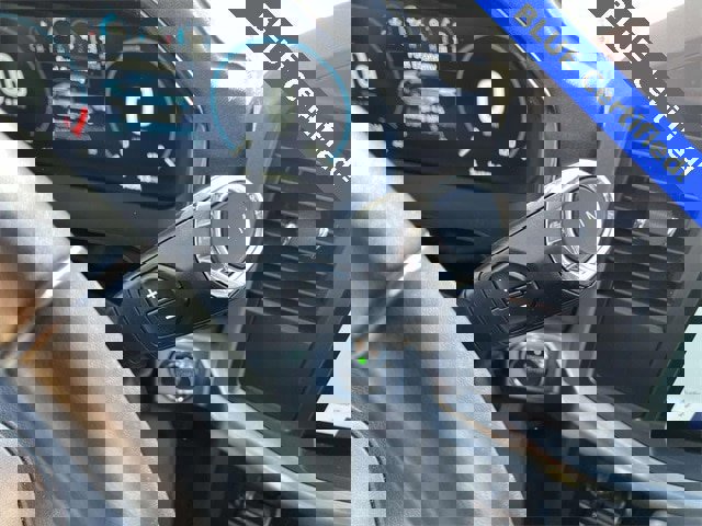 Certified 2022 Ford F150 Lariat w/ Equipment Group 501A Mid image 29