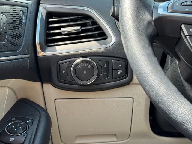 Certified 2022 Ford Edge Titanium AWD/4WD image 33