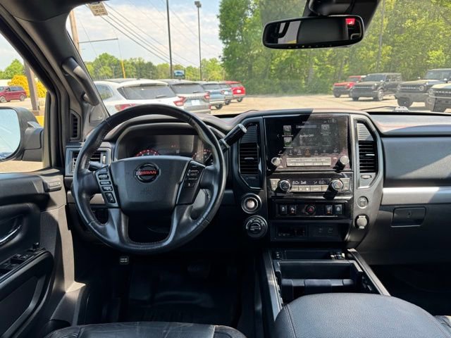 Used 2021 Nissan Titan PRO-4X w/ Pro-4x Convenience Package AWD/4WD image 18