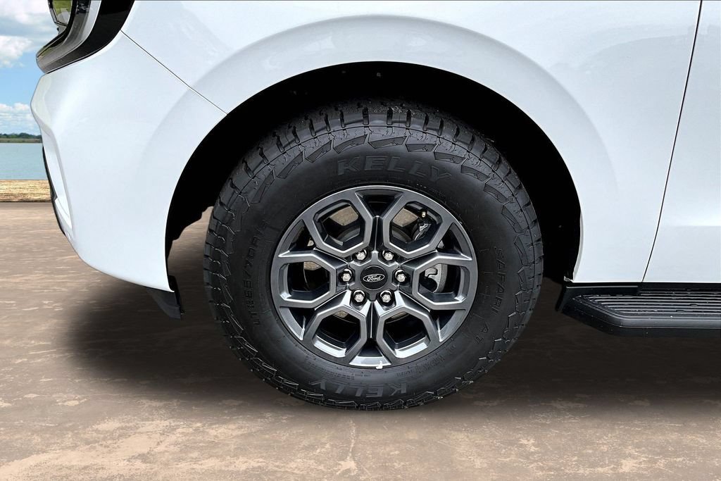 Certified 2025 Ford Expedition Active RWD image 36