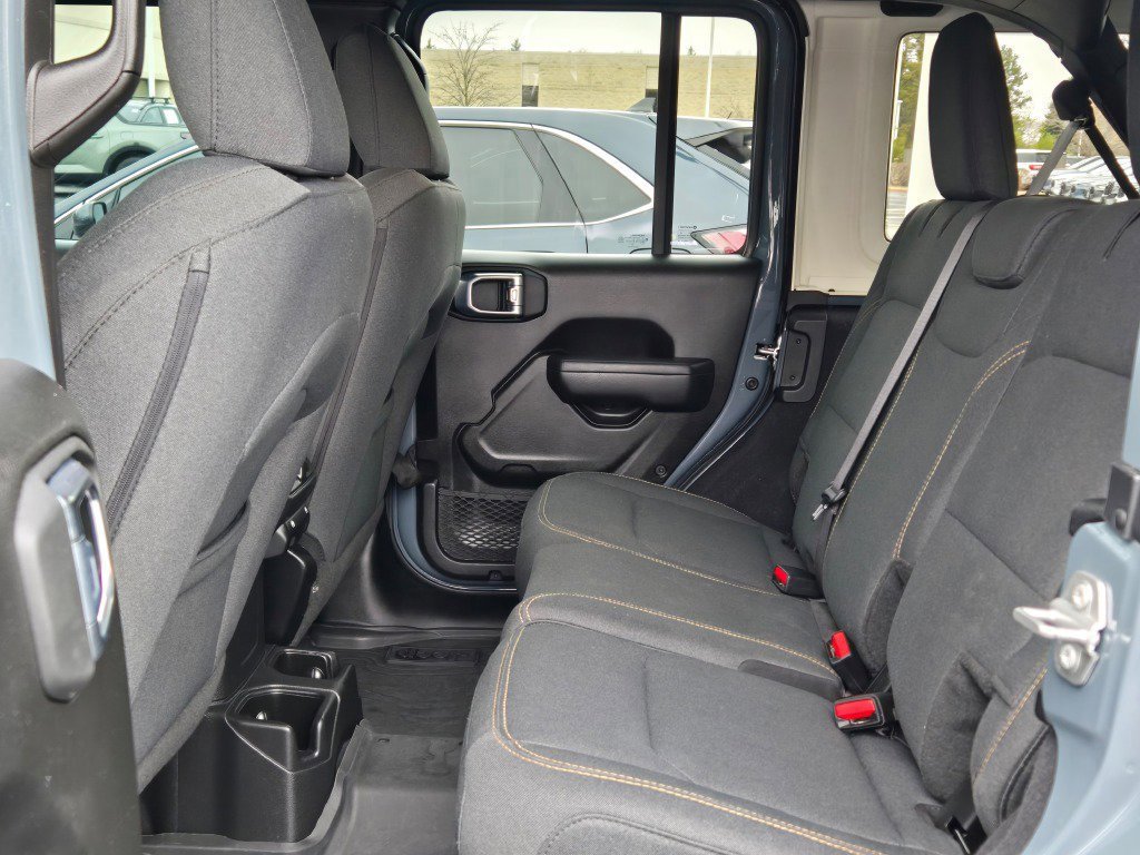 Used 2024 Jeep Wrangler Willys image 15