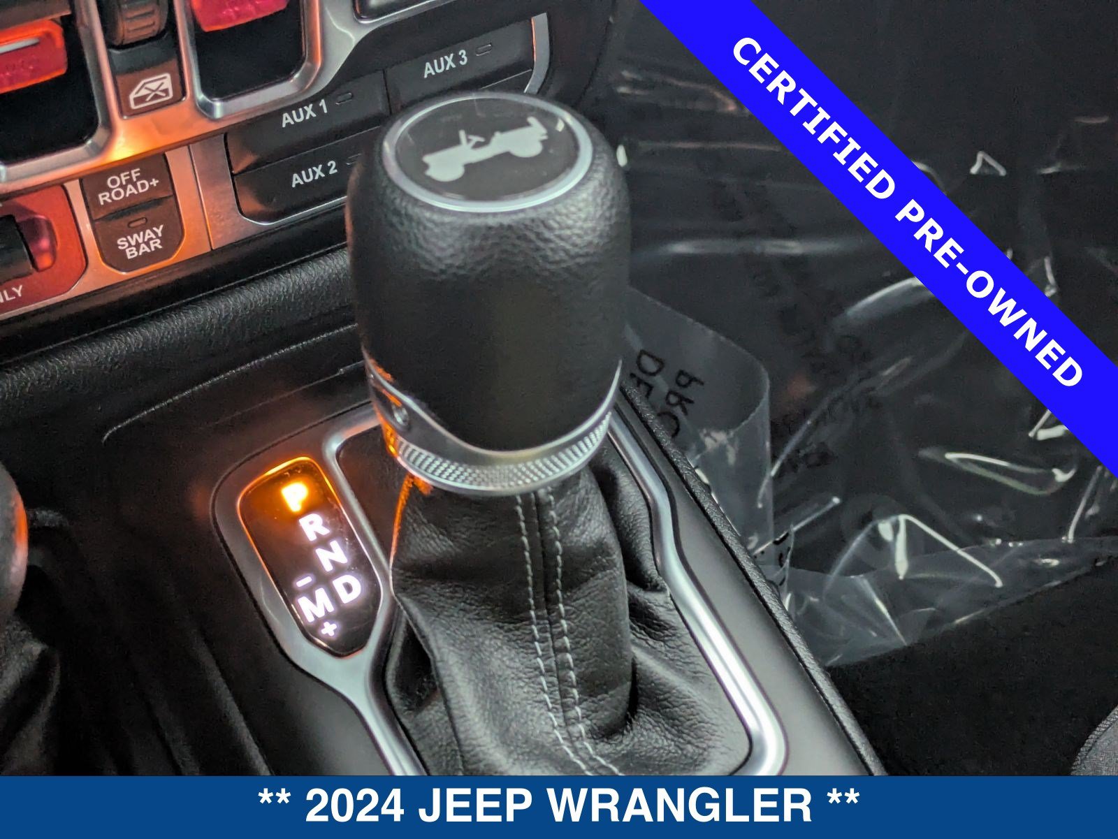 Used 2024 Jeep Wrangler Unlimited Rubicon AWD/4WD image 32