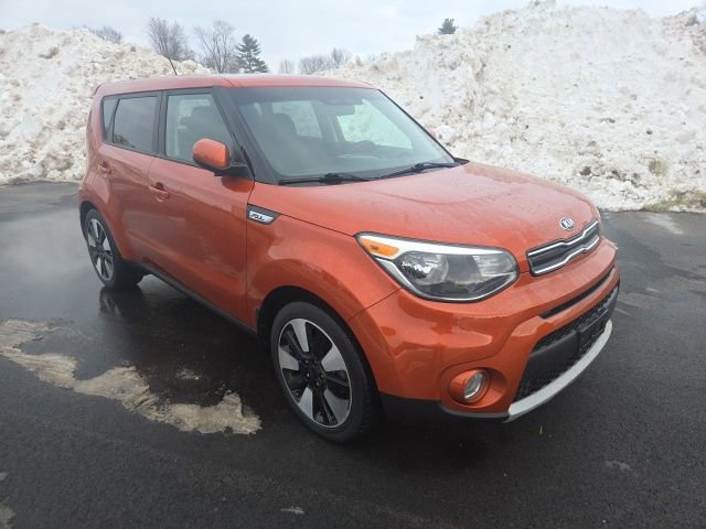 Used 2019 Kia Soul + image 1