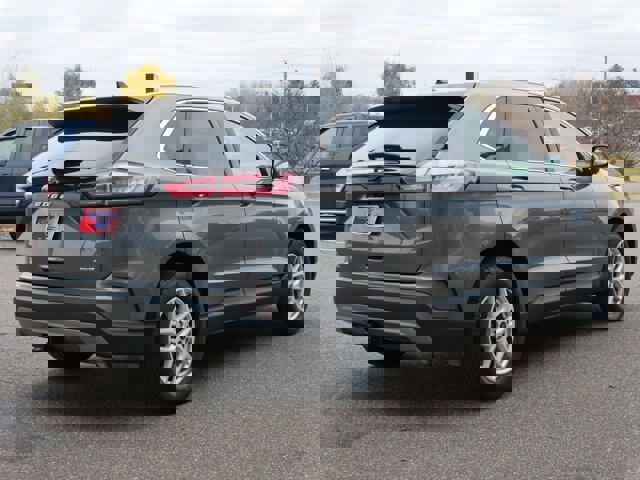 Certified 2022 Ford Edge SEL w/ Convenience Package image 5