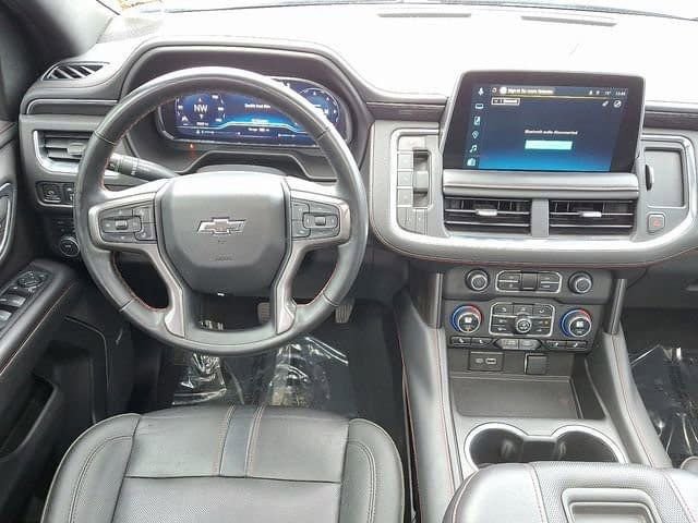 Used 2023 Chevrolet Suburban RST w/ Sport Performance Package image 13