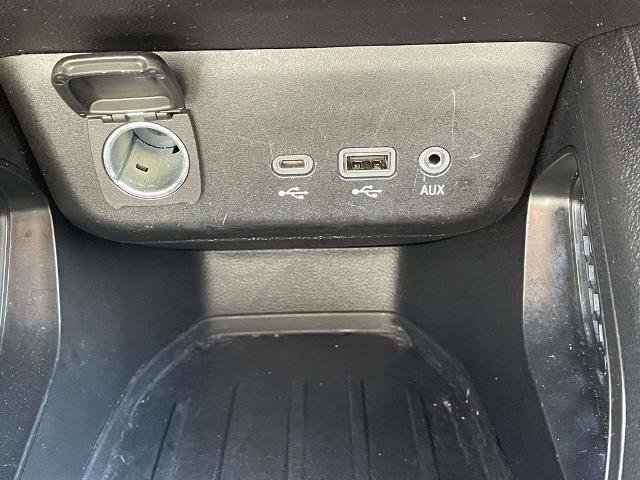 Used 2023 Chevrolet TrailBlazer RS w/ Convenience Package image 28