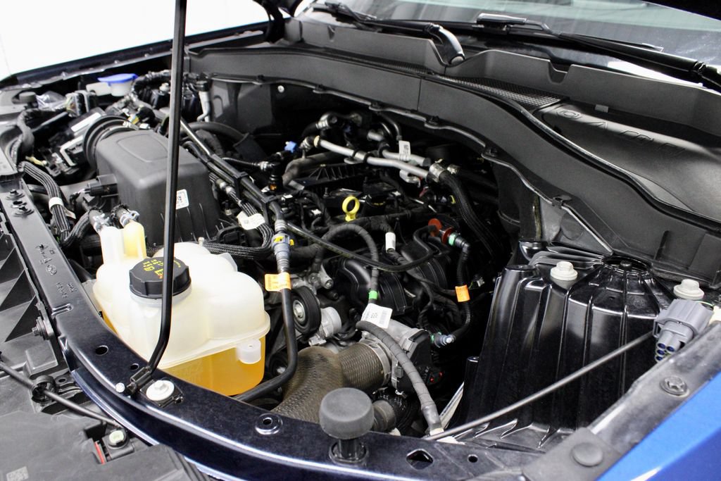 Certified 2023 Ford Explorer XLT w/ Equipment Group 202A AWD/4WD image 17