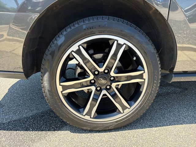 Certified 2021 Ford Expedition Max Limited RWD image 9