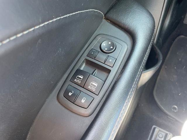 Used 2022 Dodge Challenger SXT w/ Plus Package RWD image 24