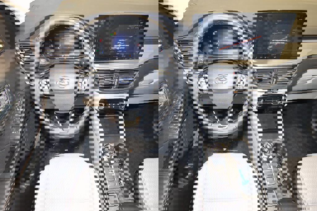 Certified 2024 Ford Escape SE image 58