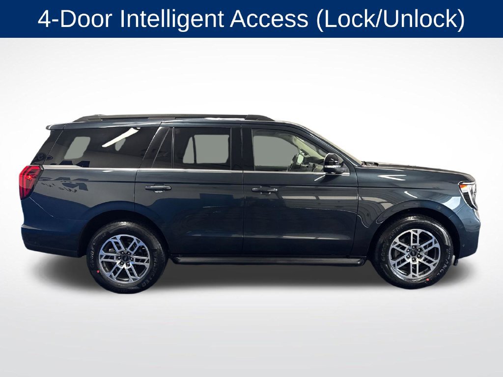 Certified 2025 Ford Expedition Active AWD/4WD image 7