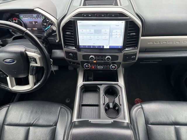 Certified 2022 Ford F350 Lariat w/ Chrome Package image 28