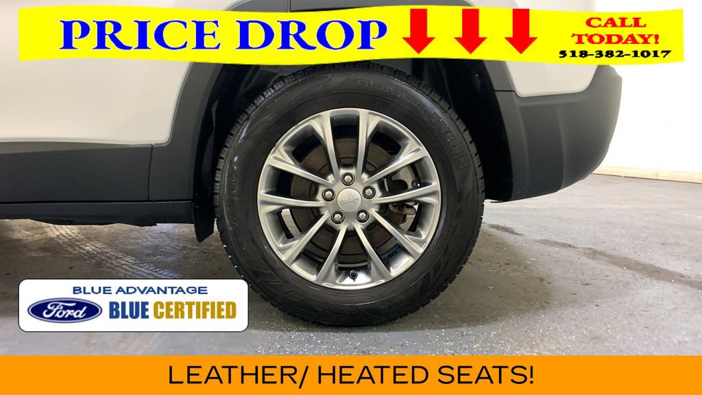 Used 2021 Jeep Cherokee Latitude Lux w/ Comfort/Convenience Group AWD/4WD image 22