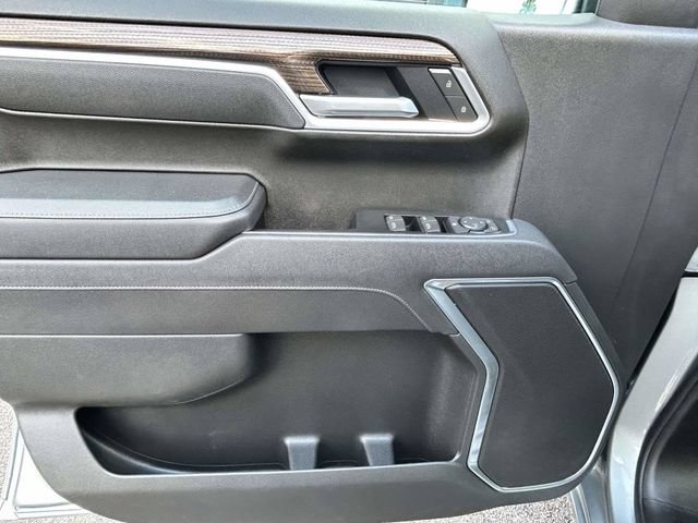 Used 2026 Chevrolet Silverado 1500 RST AWD/4WD image 16