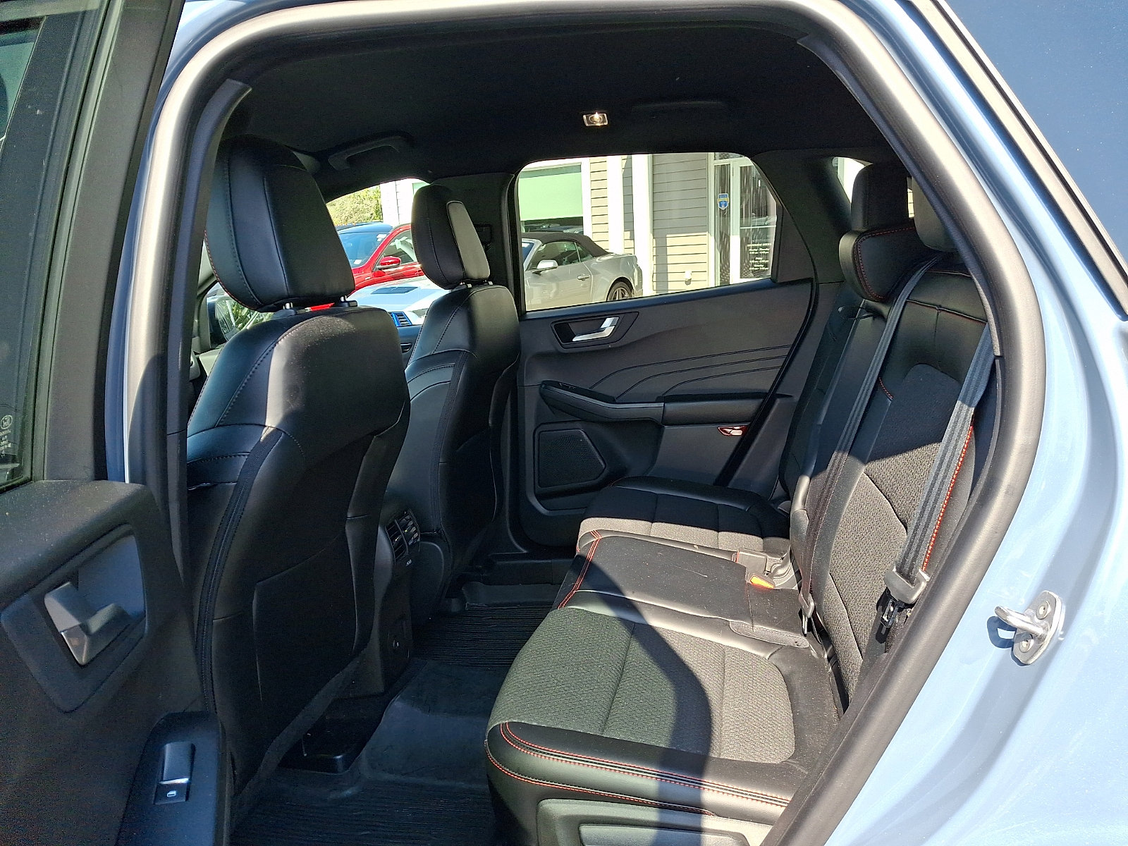 Certified 2023 Ford Escape ST-Line Select w/ Tech Pack #1 AWD/4WD image 11