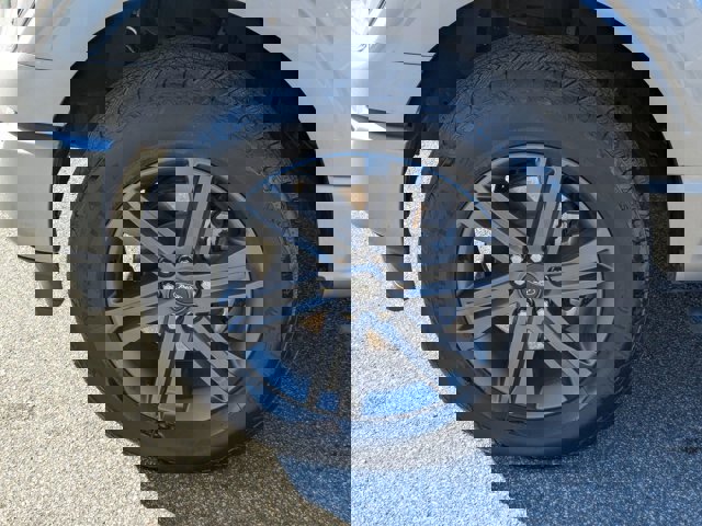 Certified 2023 Ford F150 XLT w/ Equipment Group 302A High image 11