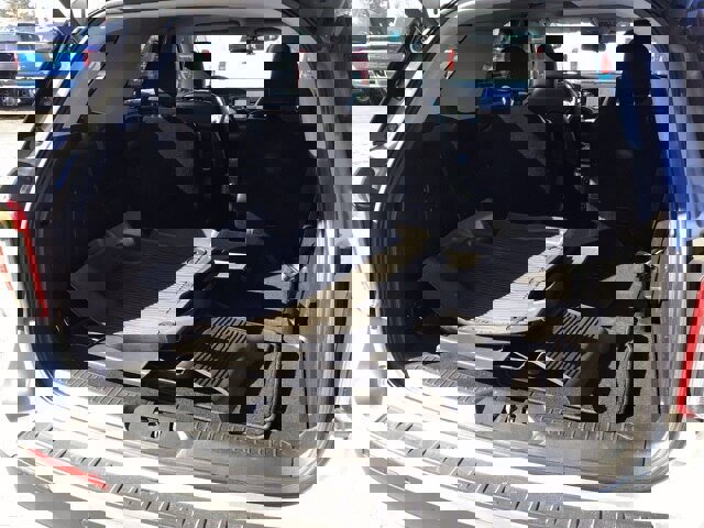 Certified 2022 Ford Explorer XLT w/ Equipment Group 202A image 25