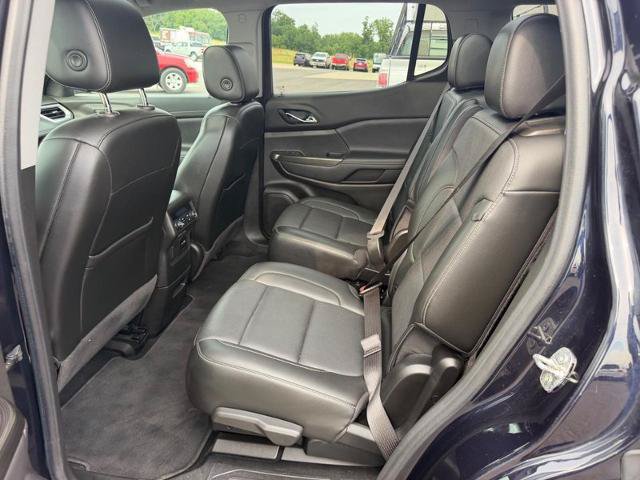 Used 2021 GMC Acadia SLT w/ Technology Package AWD/4WD image 11