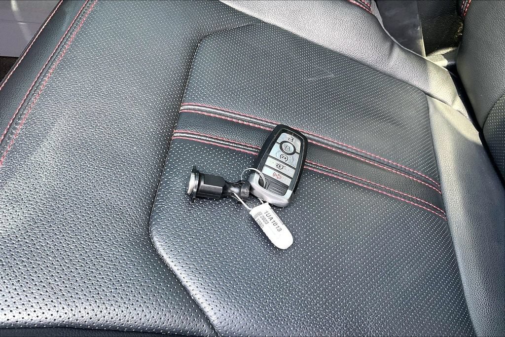 Certified 2023 Ford Expedition Limited RWD image 11