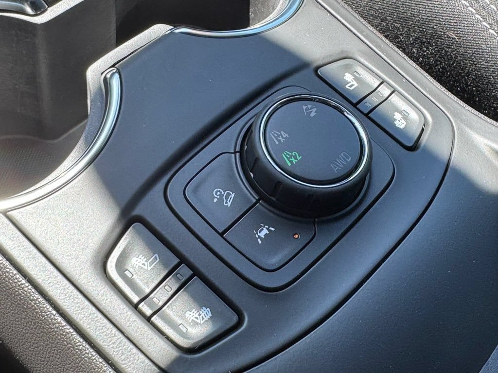 Used 2023 GMC Terrain SLE w/ Driver Convenience Package AWD/4WD image 16