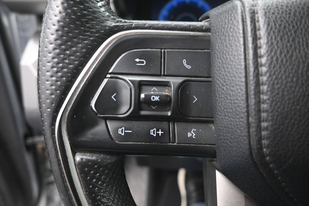 Used 2024 Toyota Tacoma TRD Off-Road AWD/4WD image 3