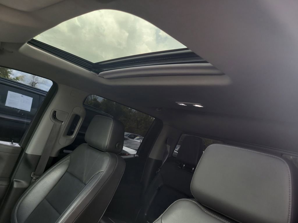 Used 2020 GMC Sierra 1500 SLT w/ SLT Premium Plus Package image 19