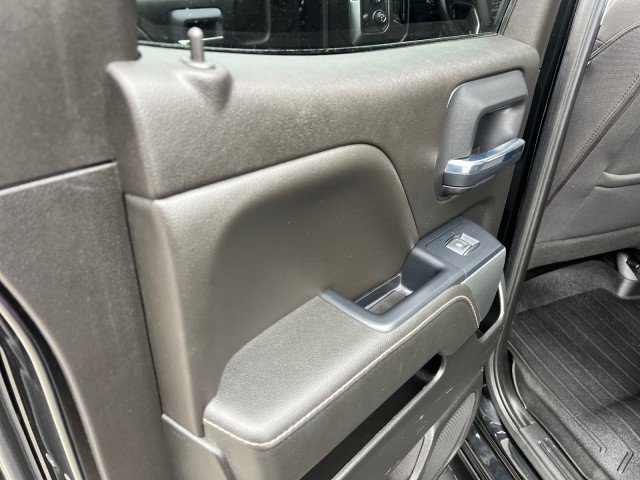 Used 2018 Chevrolet Silverado 1500 LT w/ All Star Edition image 24