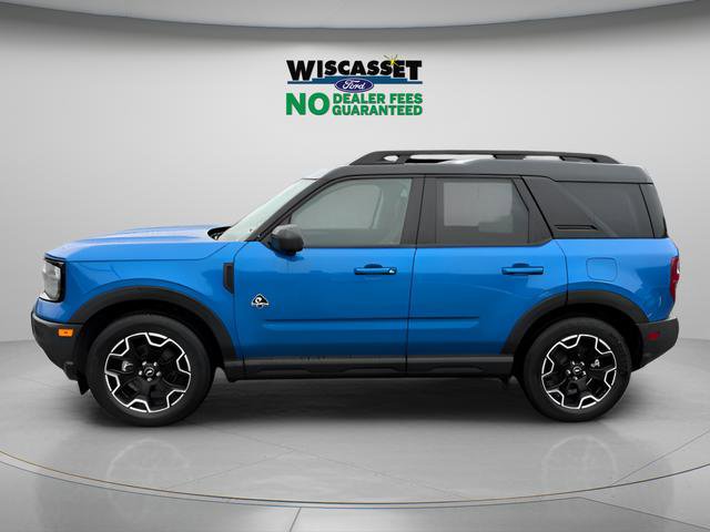 Certified 2025 Ford Bronco Sport Outer Banks w/ Outer Banks Tech Package+ AWD/4WD image 2