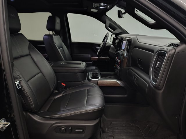 Used 2019 Chevrolet Silverado 1500 High Country w/ Technology Package AWD/4WD image 15