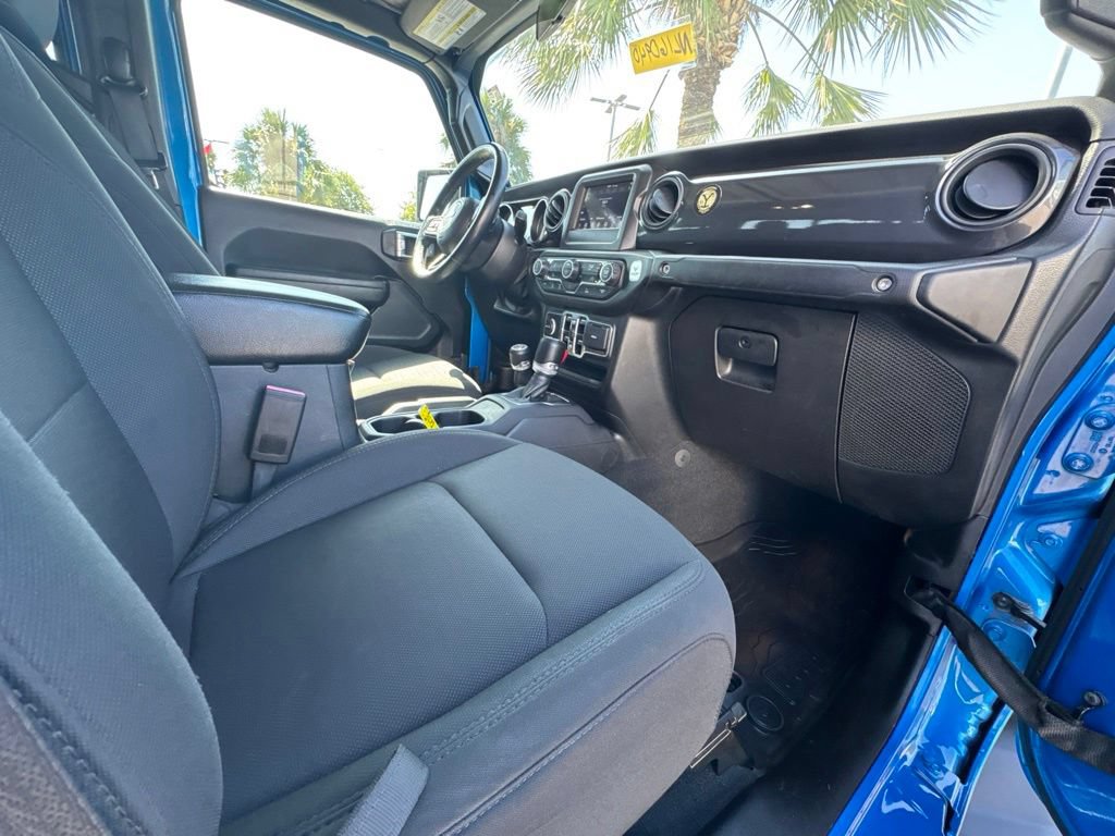 Used 2022 Jeep Gladiator Sport AWD/4WD image 24