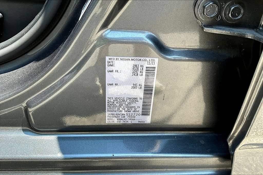 Used 2024 Nissan Altima 2.5 SV FWD image 21