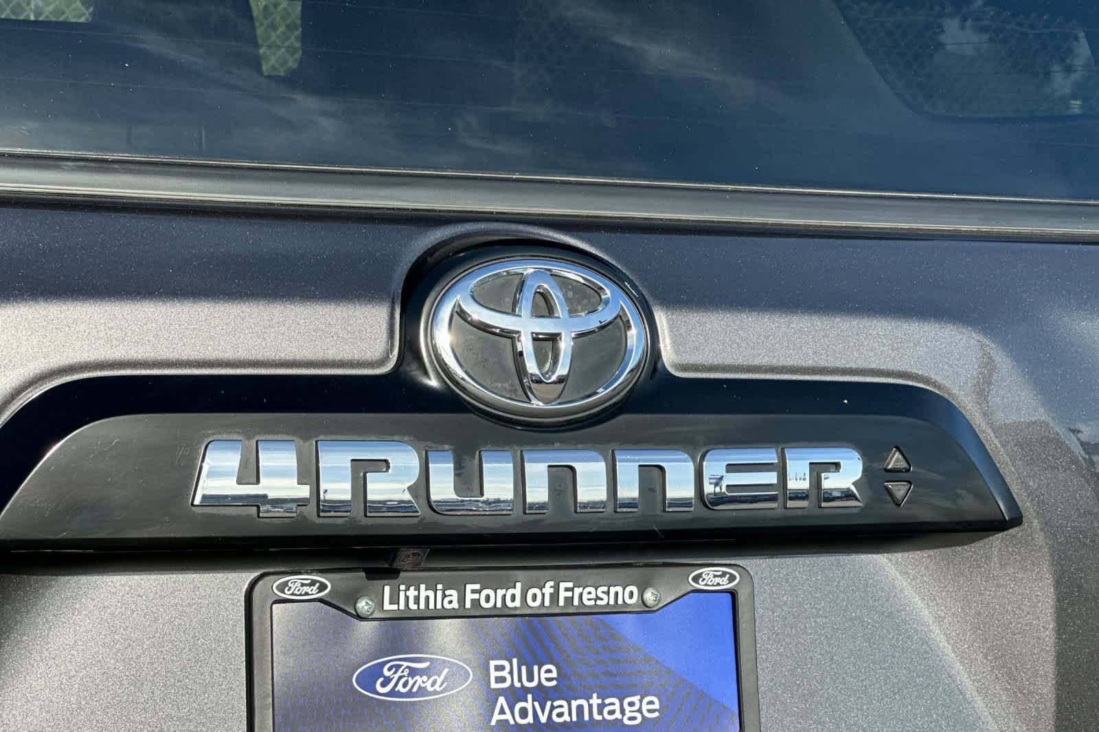 Used 2022 Toyota 4Runner TRD Off-Road Premium image 29