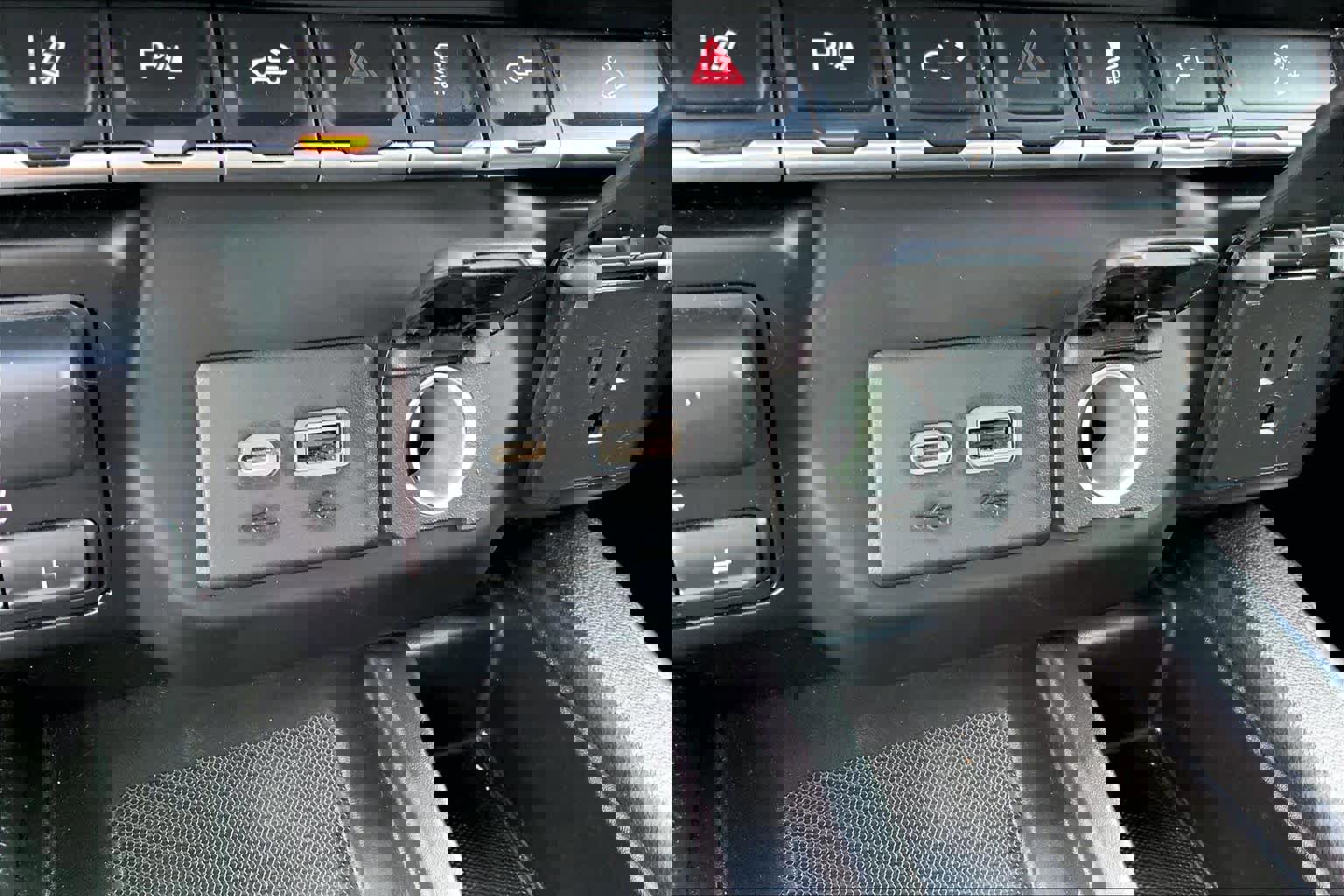 Used 2021 Chevrolet Silverado 2500 LTZ w/ LTZ Premium Texas Edition image 30