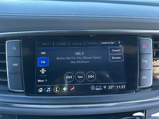 Used 2022 Buick Enclave Essence image 28