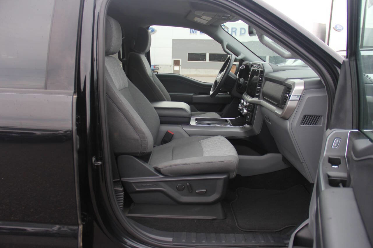 Certified 2022 Ford F150 XLT w/ Equipment Group 302A High image 24