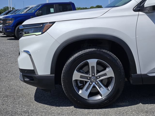 Used 2024 Honda Pilot EX-L image 9