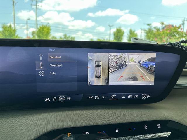 Used 2025 Buick Enclave Preferred w/ Super Cruise Package FWD image 18