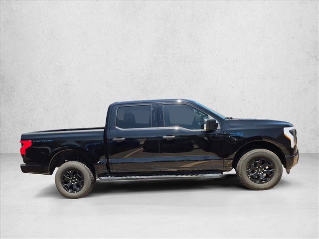 Certified 2025 Ford F150 Lightning XLT AWD/4WD image 4