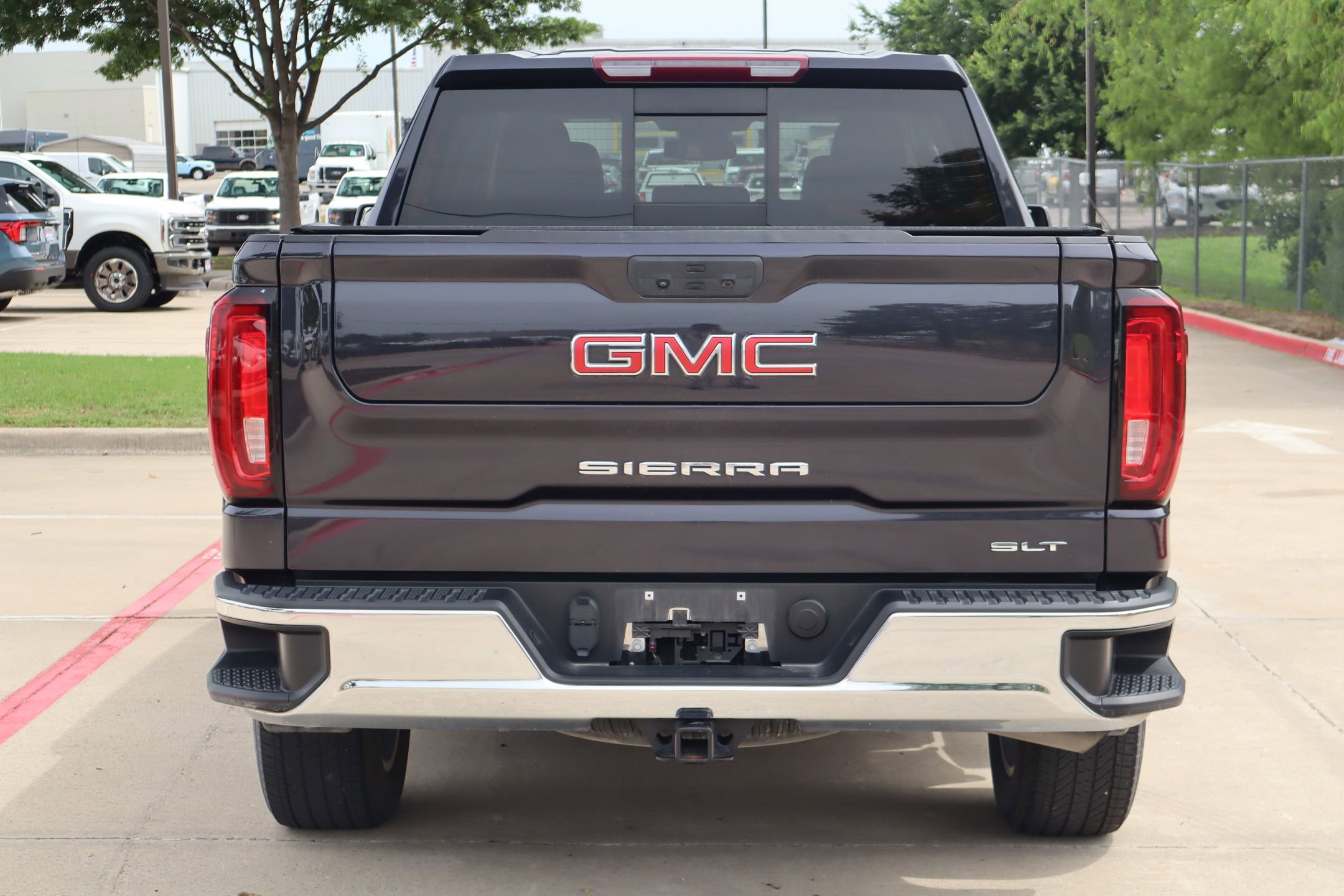 Used 2023 GMC Sierra 1500 SLT RWD image 4