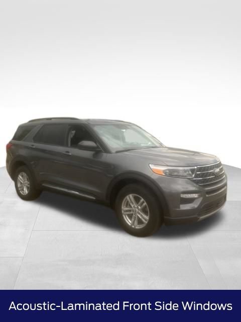 Certified 2023 Ford Explorer XLT w/ Equipment Group 202A AWD/4WD image 8